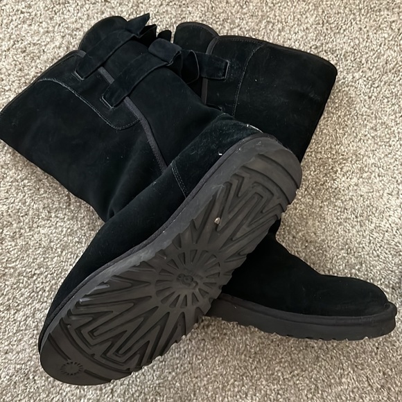 Ugg black boots - Picture 2 of 2